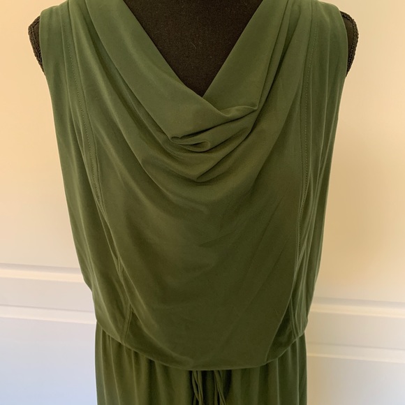 💚🫒🦖 Super CUTE Green Dress 🦖🫒💚 - Picture 7 of 16